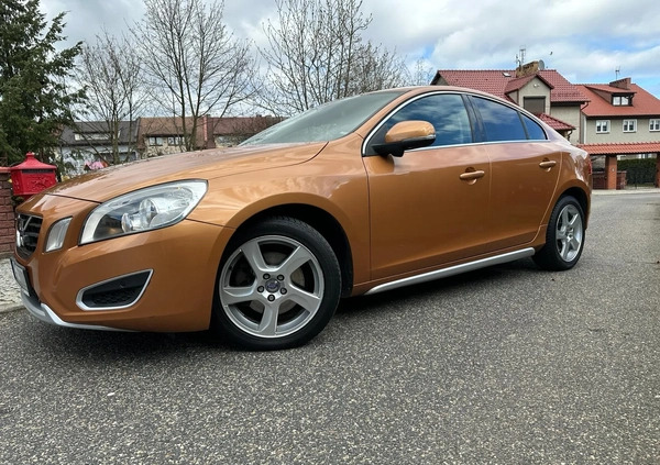 Volvo S60 cena 38500 przebieg: 348000, rok produkcji 2010 z Września małe 172